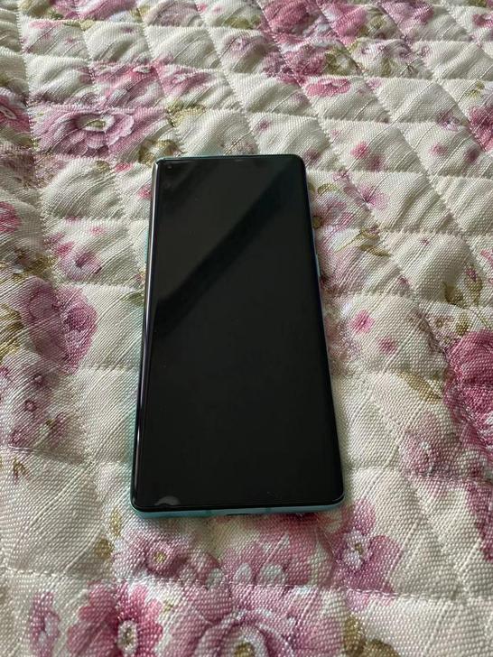 一加8Pro 青空顶配12+256 95新...