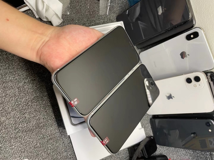 iPhone XR 美版 128g白色无锁...