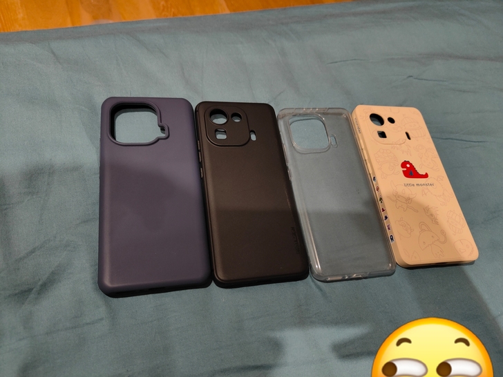 小米11pro，12+256，6月中旬买的...
