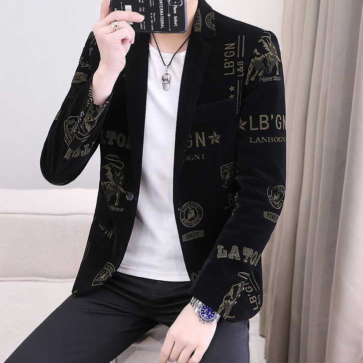 杜纪 西服