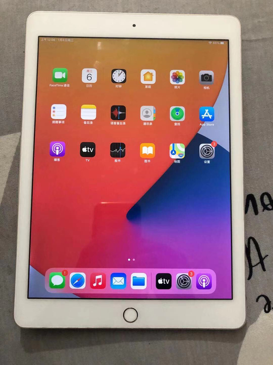 公司倒闭闲置二手苹果平板9新ipad低价处理