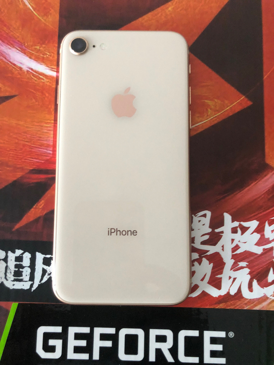 苹果iPhone8 国行64g，屏幕破裂，...