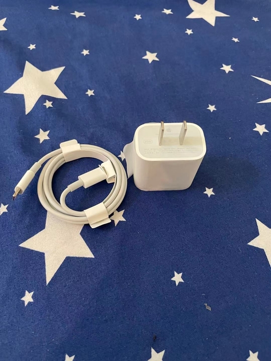 个人闲置苹果充电头快充原装正品一套，由旗舰...