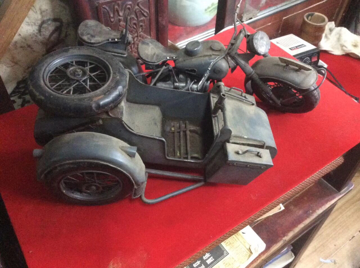 解放前后的手工三轮摩托车