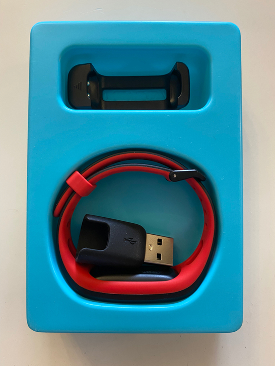 荣耀手环4，紧拆封，全新未使用，包邮（偏远...