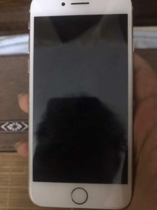 iPhone8 64g 无锁 指纹识别功能...