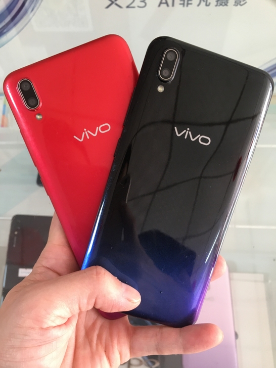 Vivo y93  4+64G 九成新