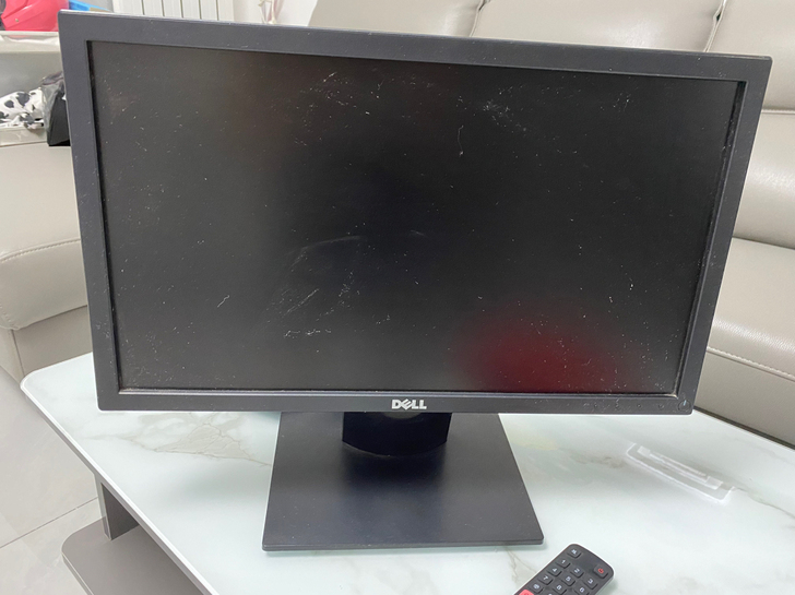 Dell显示屏，19.5寸，分辨率1600...