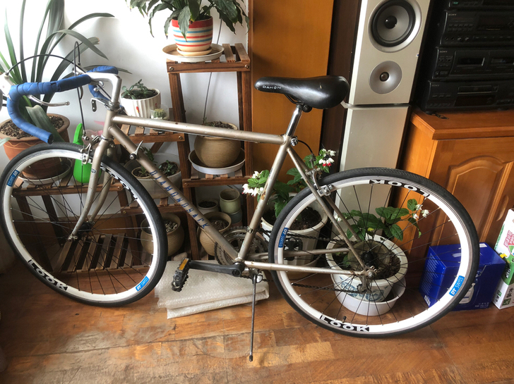 大名钢架700c公路自行车，不清楚什么管材...