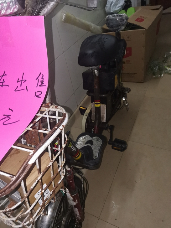 新日自用电动车，超威电池4812A，现骑行...