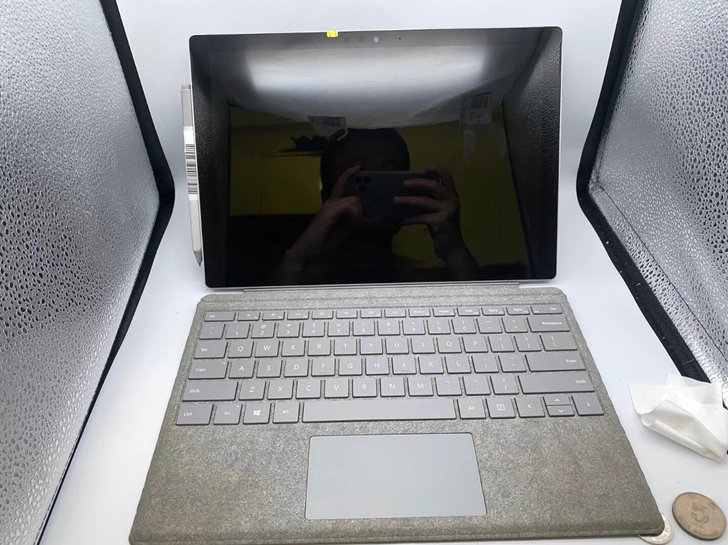 微软surface pro5 原装无维修，...