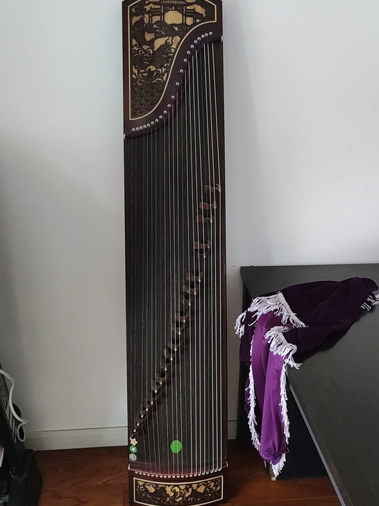 古筝一台260，买时600多，小孩不弹了，...