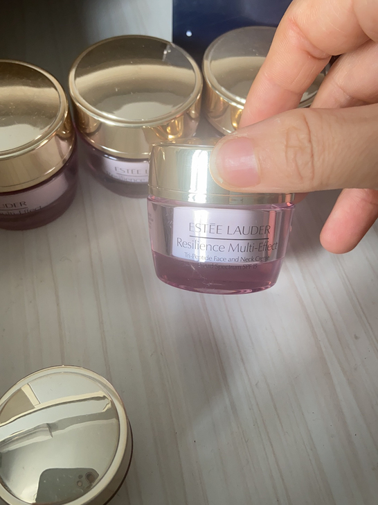 雅诗兰黛紧致面霜15ml。美国专柜代购。包...