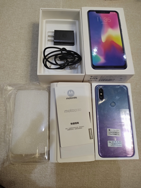 moto p30 xt1943-1 6+1...