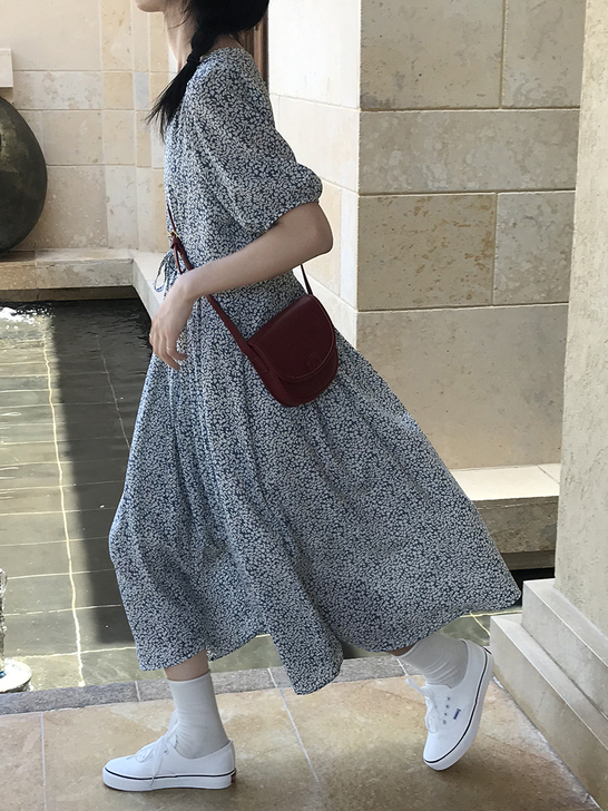 2021春夏复古小碎花短袖连衣裙法式小个子...