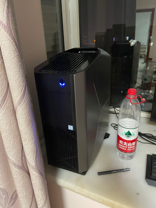 外星人aurora R5吃鸡主机i7