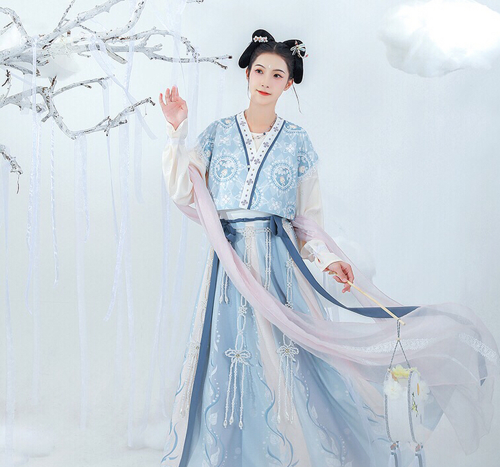 汉尚华莲月下菩提汉服仅圆领上衣L码一件。不...