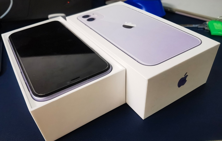 女朋友自用iPhone11 128G 紫色...