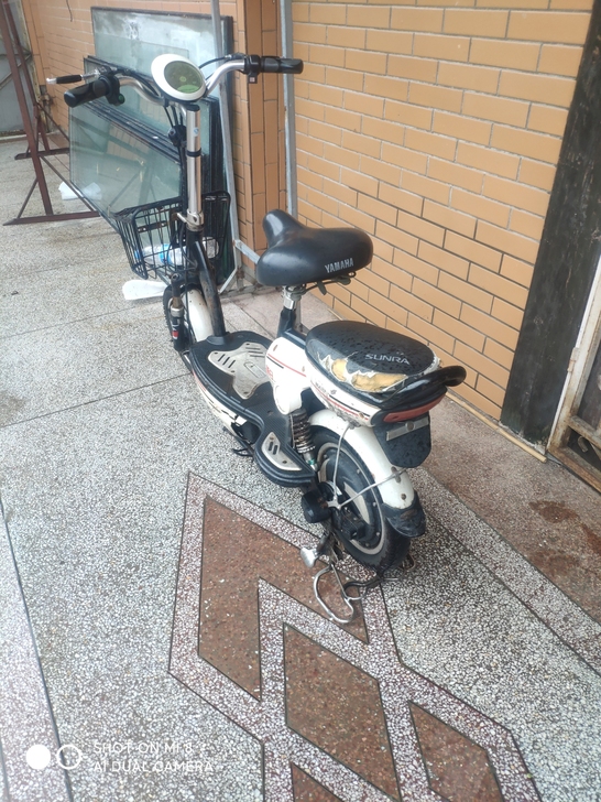 新日电动车，买了小车，骑不到了，48伏的，...