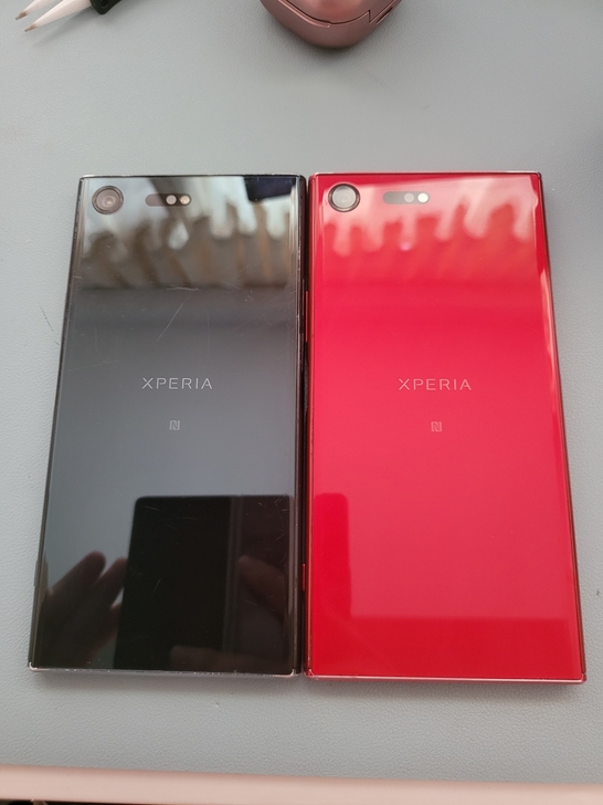 两个有气密国行港版索尼xzp
