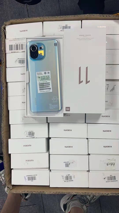 全新仅拆封小米11，欢迎购入，上来别问是不...