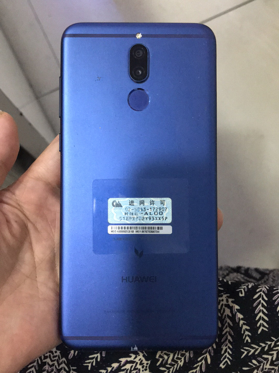 华为麦芒6，4+64g 功能全好，成色可以...