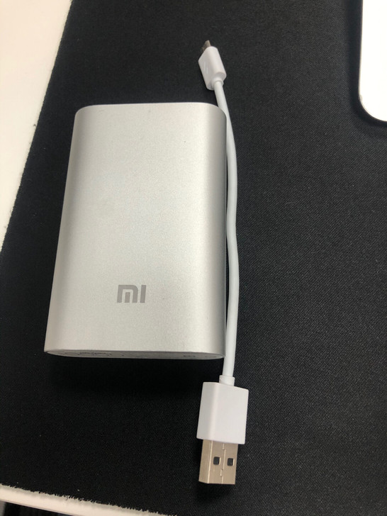 小米充电宝 10000毫安，8成新，使用次...