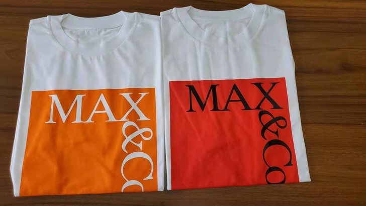 MAX##amp；amp；CO女士T恤，