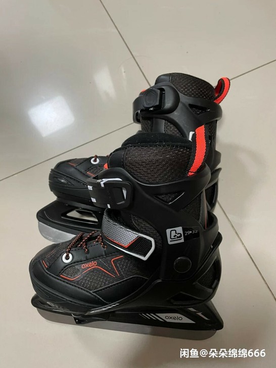 迪卡侬滑冰鞋，分4档，可调节。鞋码29-3...