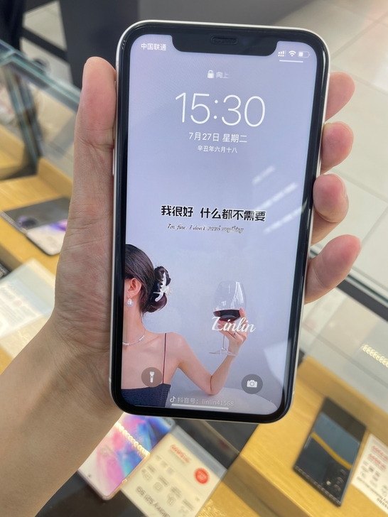 国行苹果11 128G 白色