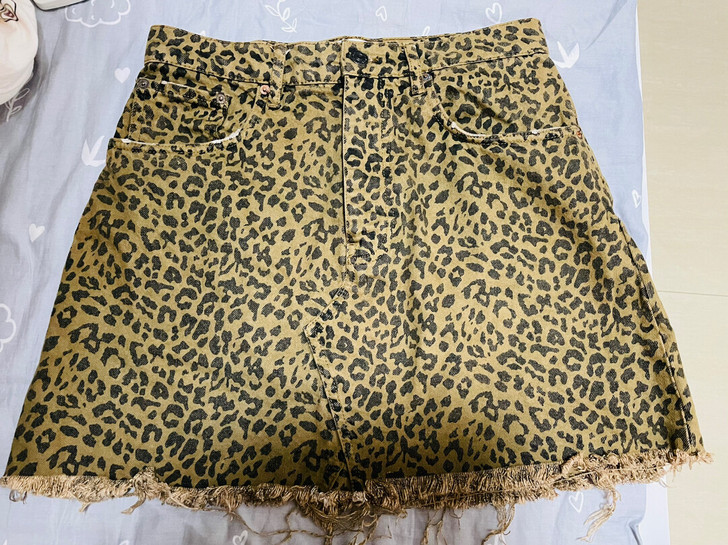 ZARA豹纹短裙 低价闲置 货号 9632...