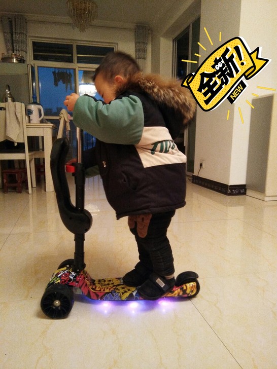 滑板车幼儿童1-3-6-8岁2小孩可坐溜溜...