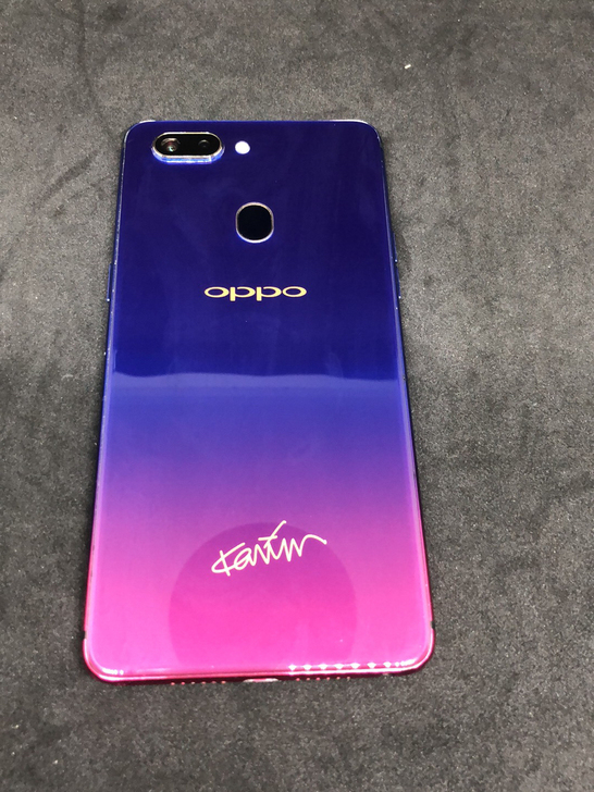 OPPO R15星云特别版6GB,128GB