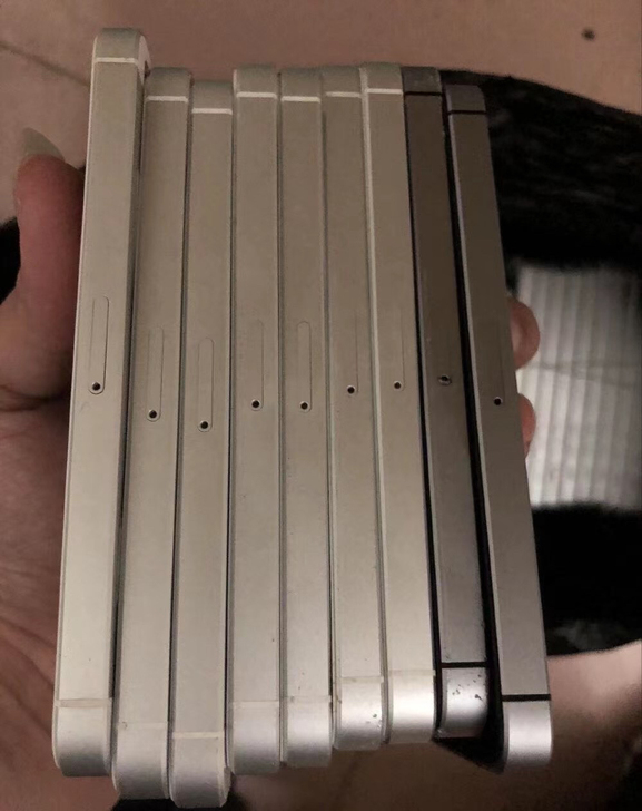 iPhonese 机器美丽,备用机不二之选...