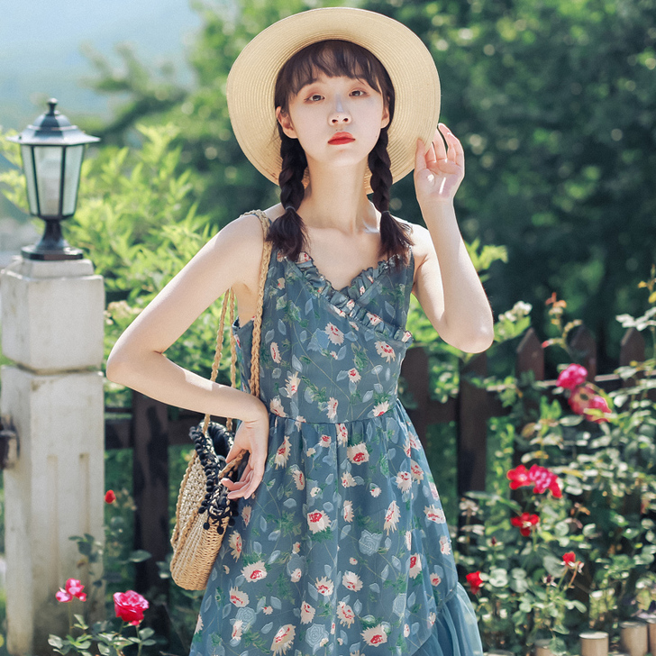 法式复古吊带女森系今年流行碎花连衣裙夏网纱...