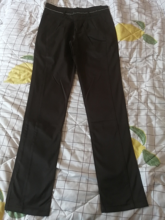 全新女士裤子,薄款的,有s,m,