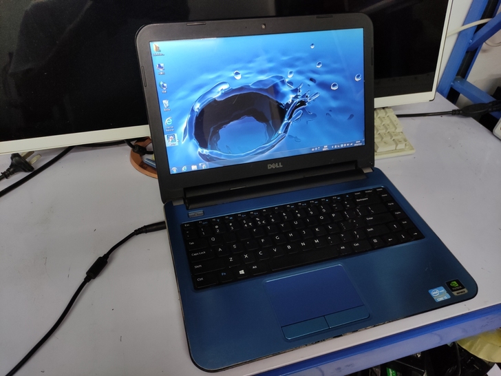 戴尔i5笔记本电脑,正常使用,运行稳定,3...