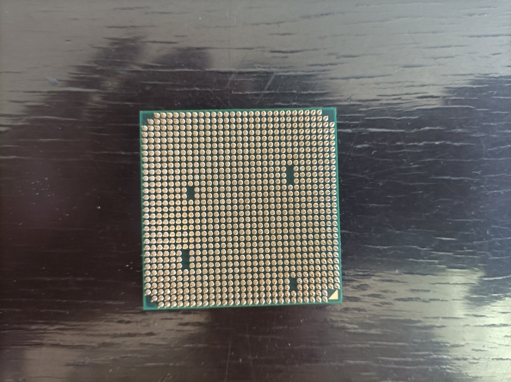 CPU，AMD闪龙的，老电脑拆下来的，能用。