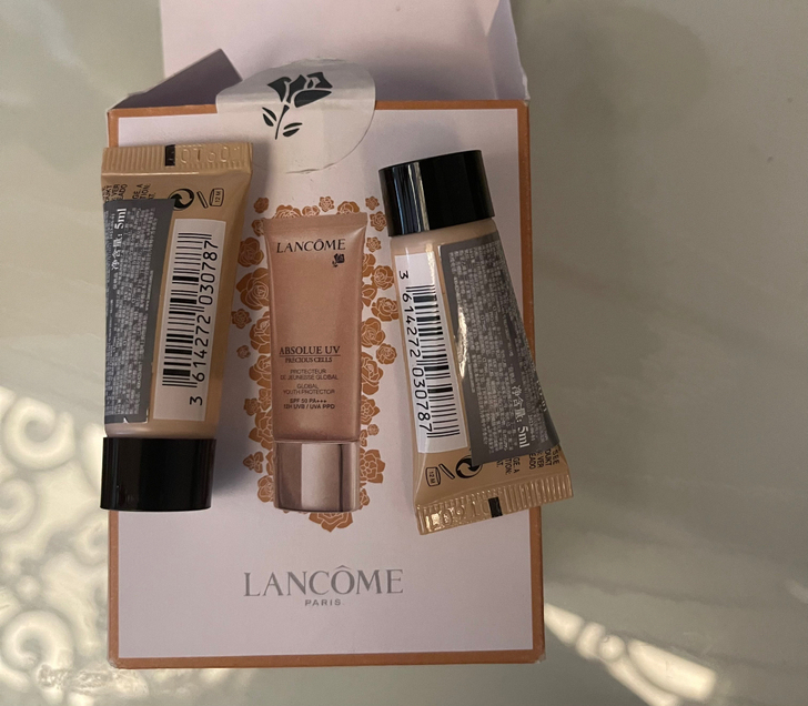 兰蔻持妆粉底液