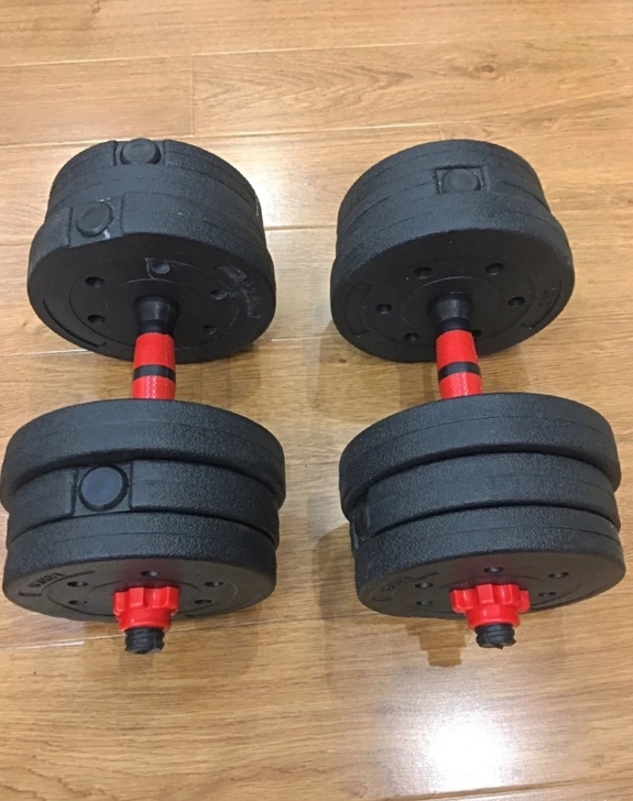 哑铃全新闲置哑铃，总40斤每只哑铃20斤，...