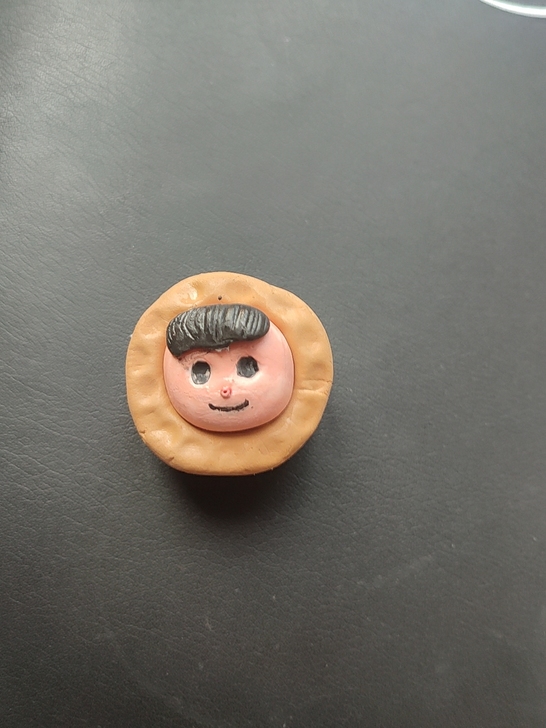 手工彩泥作品，多多妹