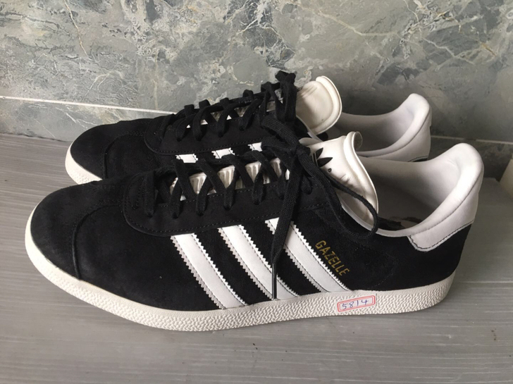 二手正品阿迪轻便透气休闲运动鞋43码 A：...