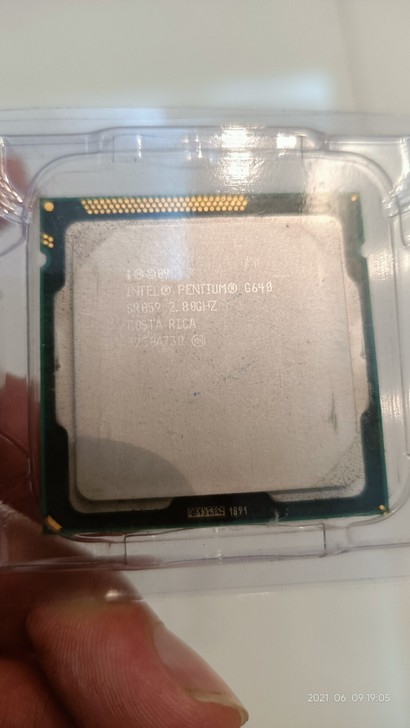 拆机cpu打包卖，一颗a4 6300 一颗...