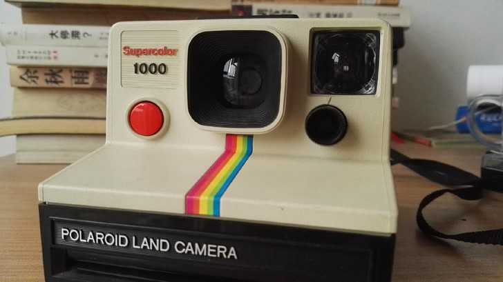 拍立得彩虹机。功能正常，镜头通透。到手机用...