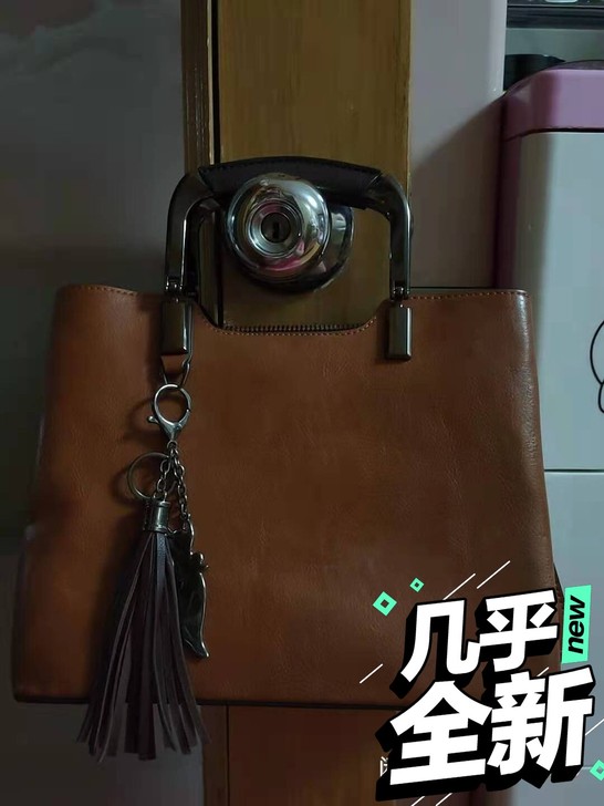 全店包邮 全新狐狸流苏拉链手提包，日韩风格...