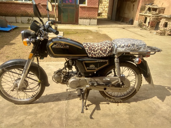 经典复古嘉陵摩托车JH70-A