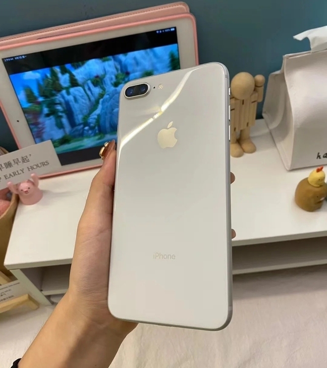 苹果8P  iPhone8plus功能全好...