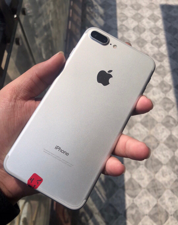 大学生自用苹果7plus128G ipho...