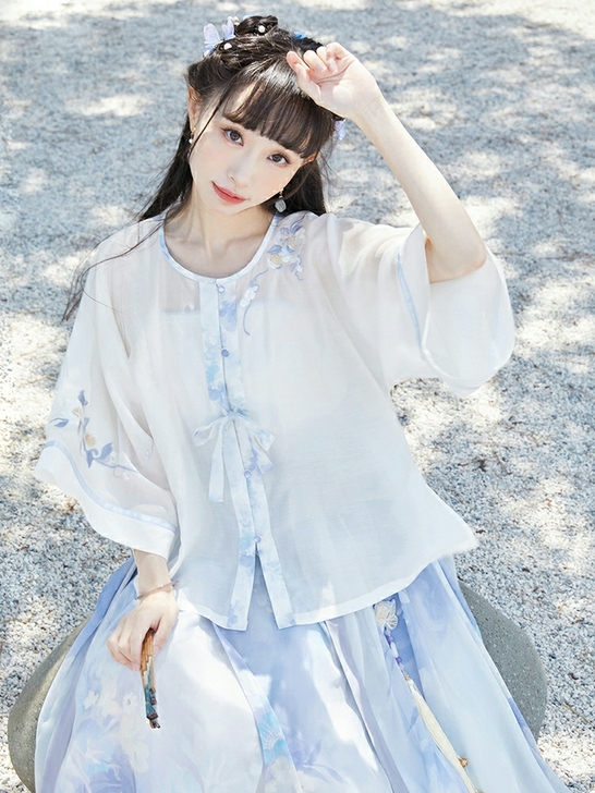 十三余小豆蔻儿[清晨山雾]圆领对襟短衫吊带...