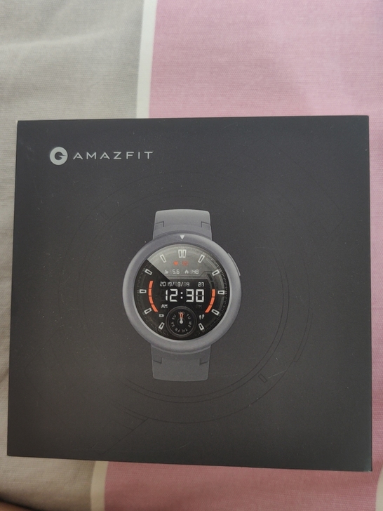 AMAZFIT智能手表青春版华，全新，只是...